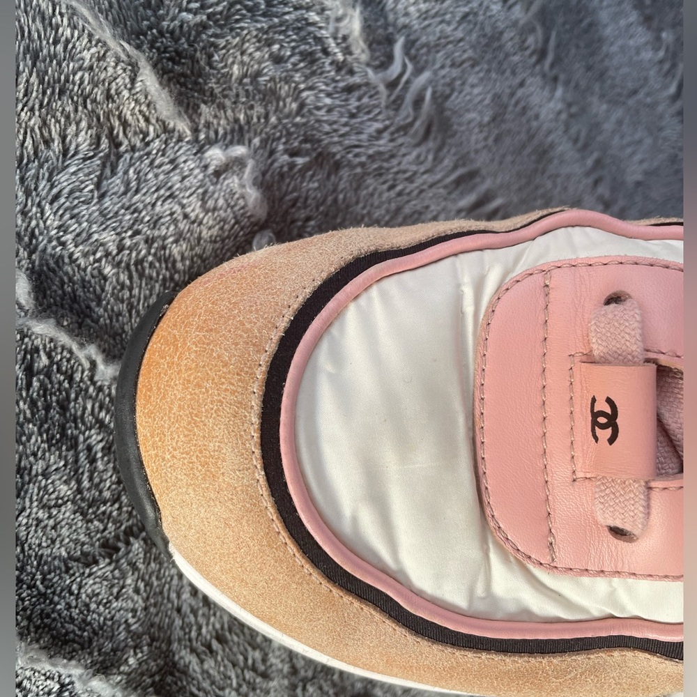 Women’s Chanel CC Logo Pink Sneakers sz 40 or US size 9.5 - Picture 6 of 13